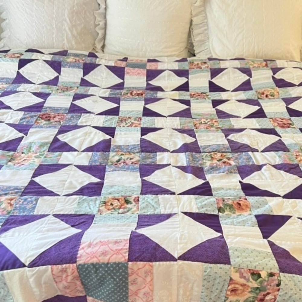 Vtg. Handmade Patchwork Quilt Full /Queen Purple Floral Reversible Calico Cotton
